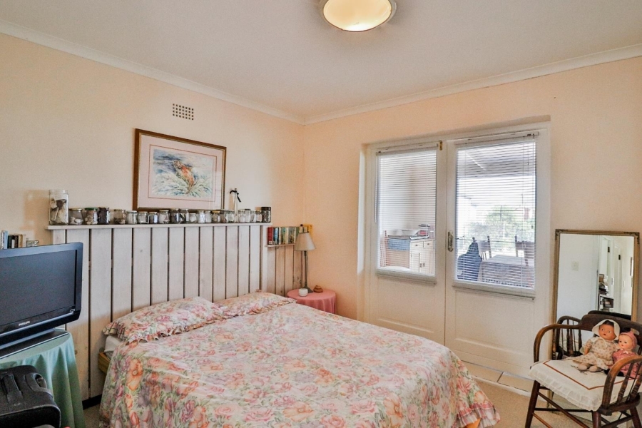 4 Bedroom Property for Sale in De Kelders Western Cape